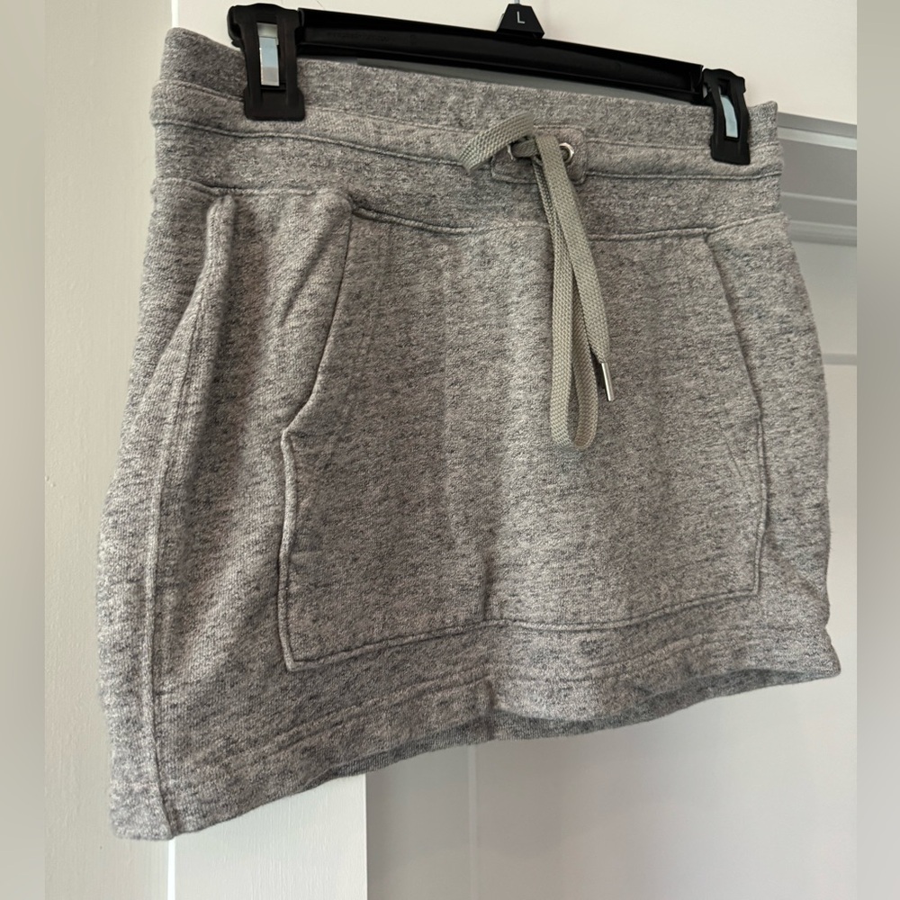 UNIQLO sweat skirt size S with pockets